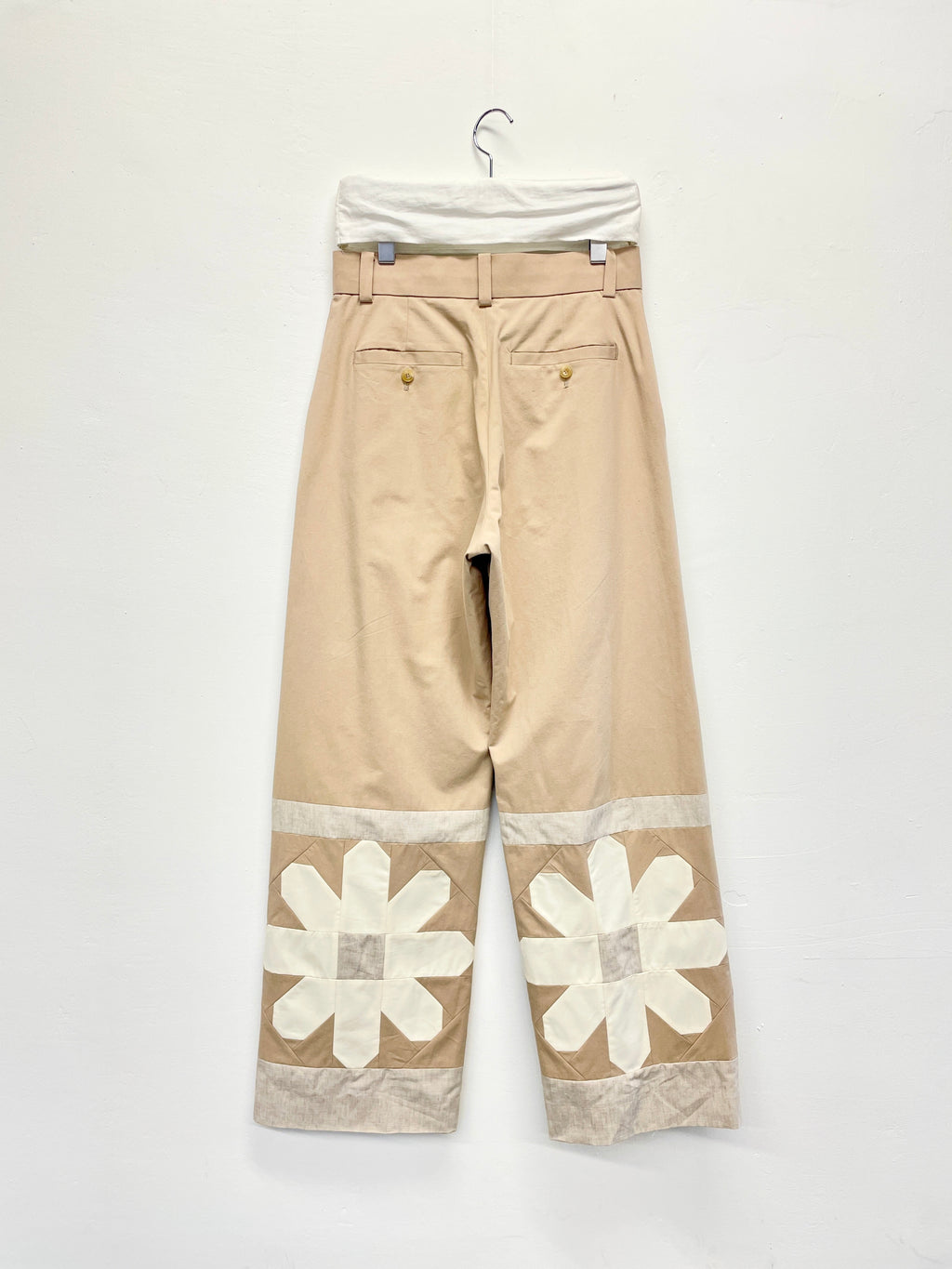 Straight pants 001 beige